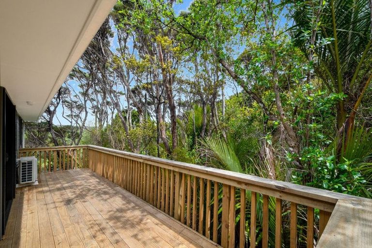 Photo of property in 16 Unity Road, Waitakere, Auckland, 0781