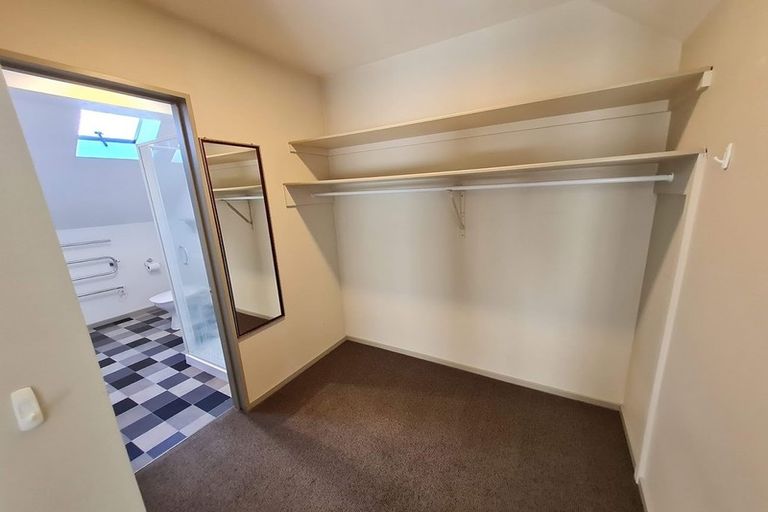 Photo of property in 2 Hatfield Place, Avonhead, Christchurch, 8042