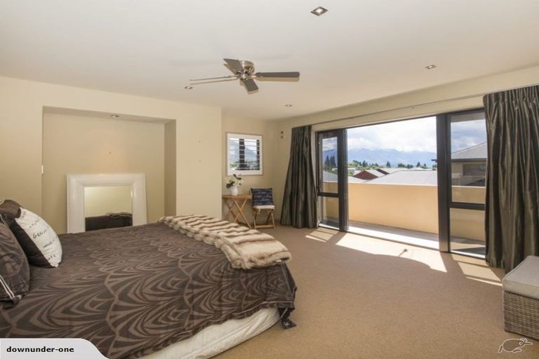 Photo of property in 44 Meadowstone Drive, Wanaka, 9305