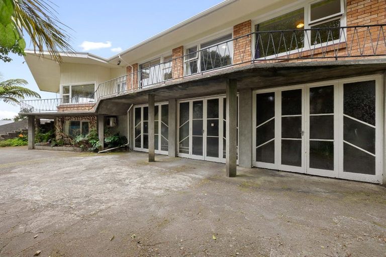 Photo of property in 329 Devon Street West, New Plymouth, 4310