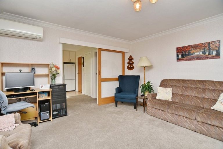 Photo of property in 128 Studholme Street, Somerfield, Christchurch, 8024
