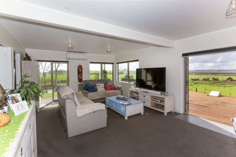 Photo of property in 3203 Pouto Road, Te Kopuru, 0391