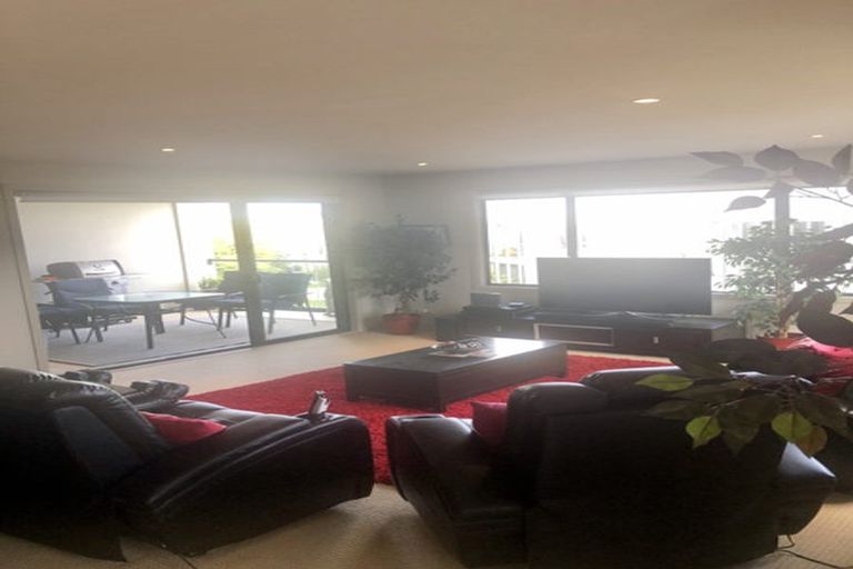 Photo of property in Prestige On Pupuke, 1/73 Anzac Street, Takapuna, Auckland, 0622