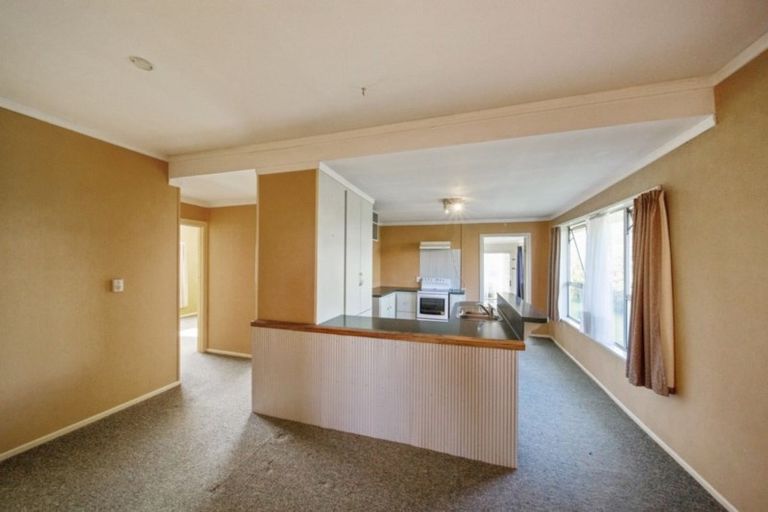 Photo of property in 126 Miranda Street, Stratford, 4332