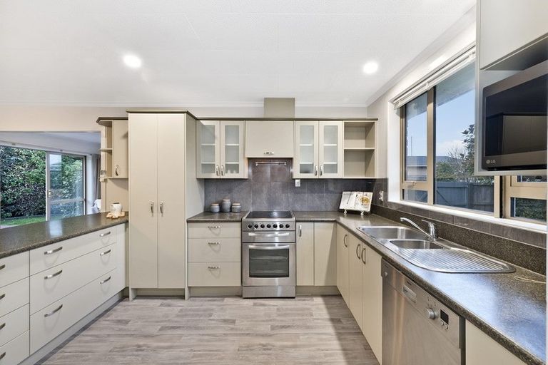 Photo of property in 2 Macann Lane, Spreydon, Christchurch, 8024