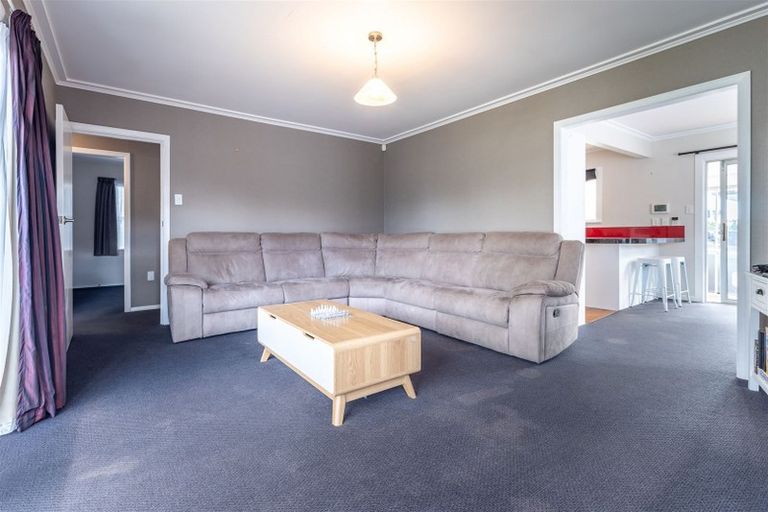 Photo of property in 16 Aspiring Avenue, Milson, Palmerston North, 4414