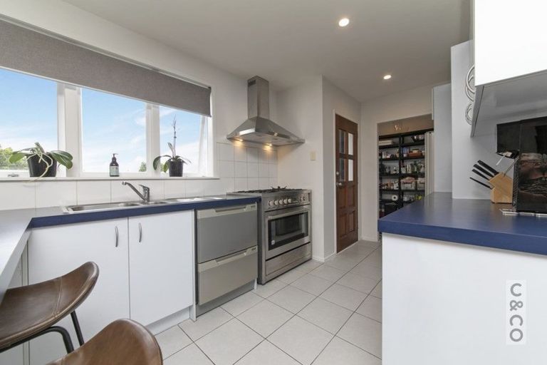 Photo of property in 28 Queen Street, Riverhead, 0820