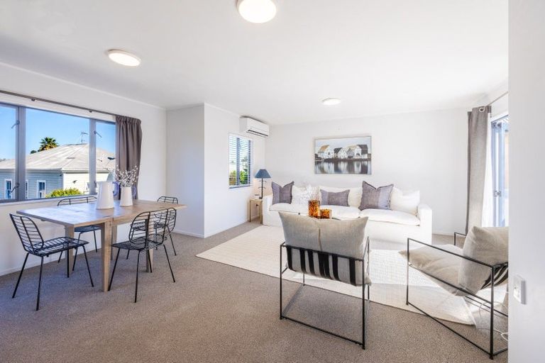 Photo of property in 7a Latham Street, Napier South, Napier, 4110