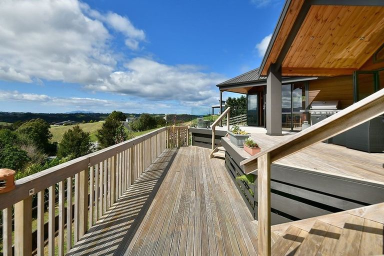 Photo of property in 4 Kanuka Road, Sandspit, Warkworth, 0982
