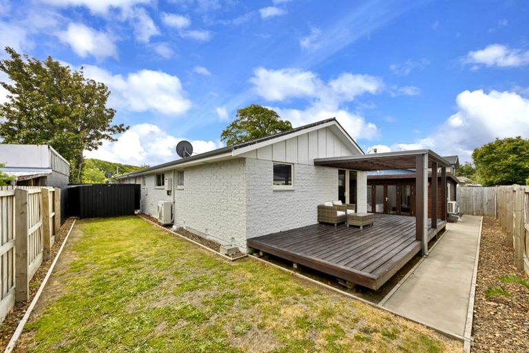 Photo of property in 2/6 Timbertop Lane, Saint Martins, Christchurch, 8022