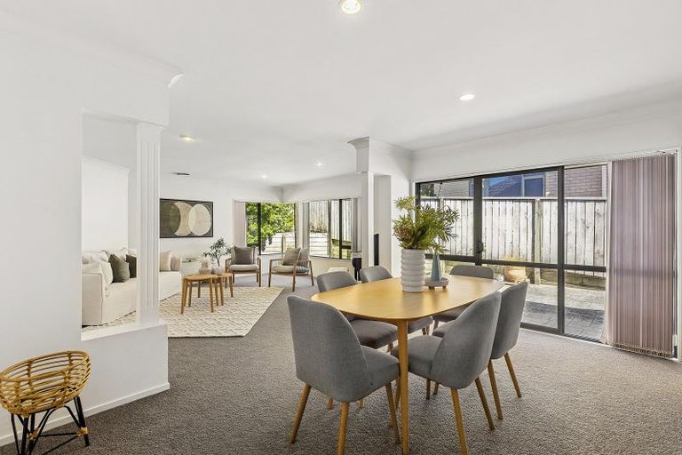 Photo of property in 23 Amesbury Drive, Churton Park, Wellington, 6037