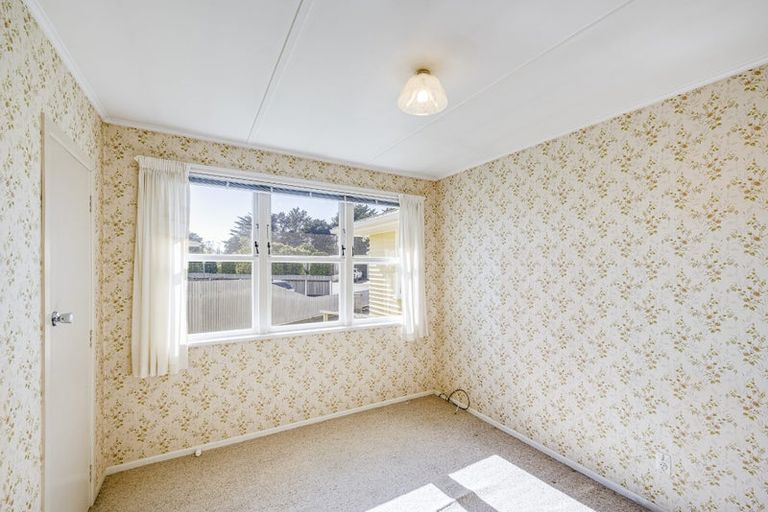 Photo of property in 12 Bill Hercock Street, Pirimai, Napier, 4112