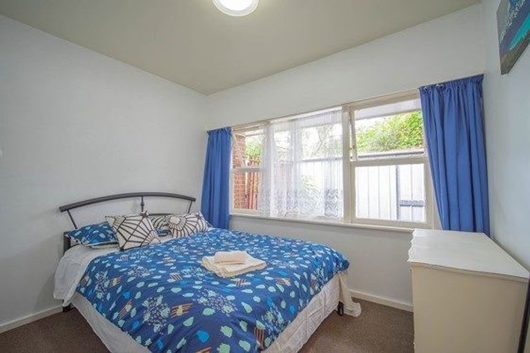 Photo of property in 7 Kipax Place, Riccarton, Christchurch, 8011