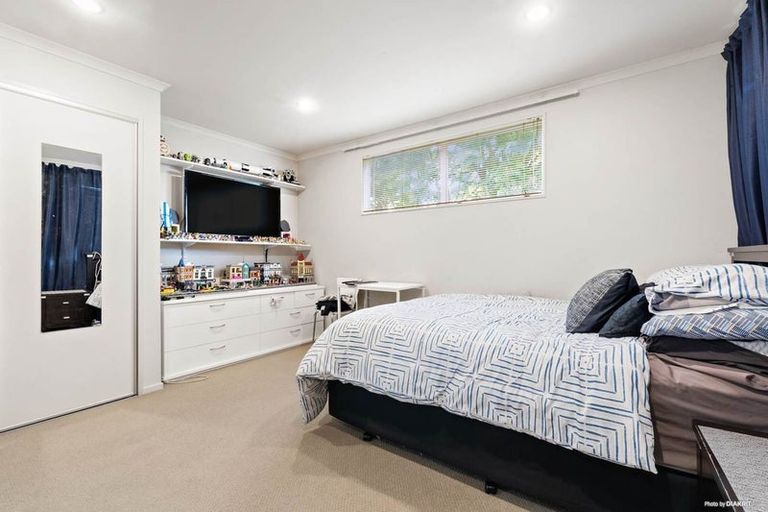 Photo of property in 27 The Track, Takanini, 2112