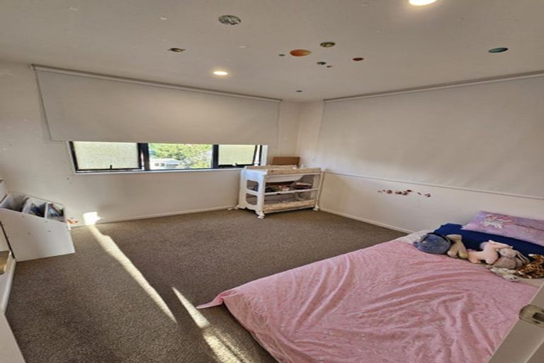 Photo of property in 2/122 Pooks Road, Ranui, Auckland, 0612