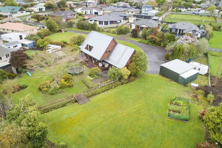Photo of property in 9 Wanganui Road, Marton, 4710