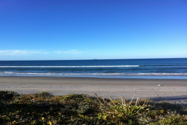 Photo of property in 579a Pukehina Parade, Pukehina, Te Puke, 3189