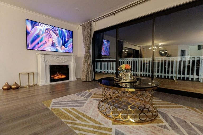 Photo of property in 150 Amesbury Drive, Churton Park, Wellington, 6037