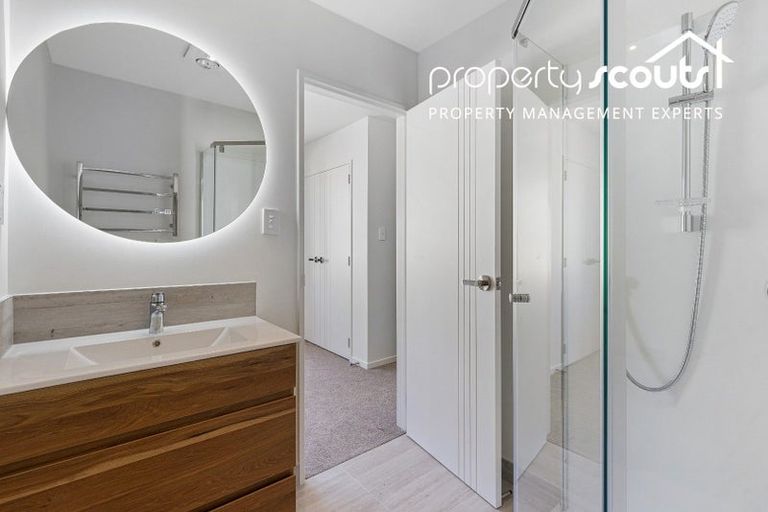 Photo of property in 11/116 Colwill Road, Massey, Auckland, 0614