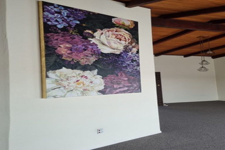 Photo of property in 31 Cranwell Street, Churton Park, Wellington, 6037