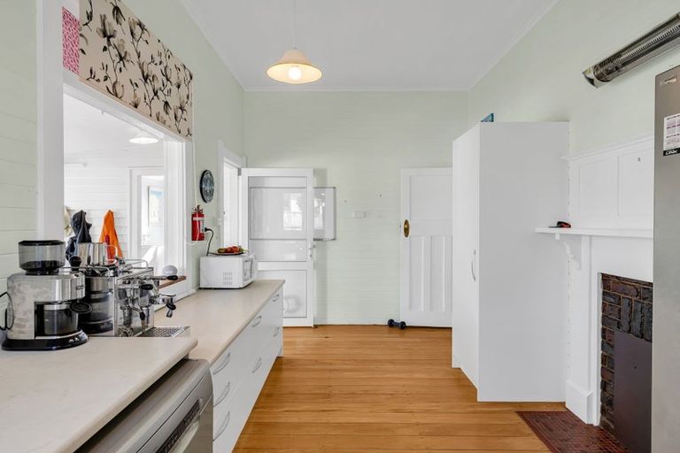 Photo of property in 35 College Street, College Estate, Whanganui, 4500