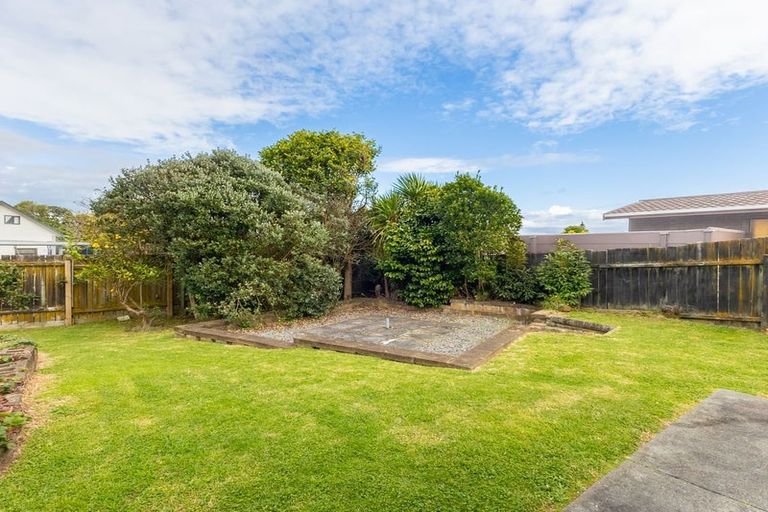 Photo of property in 21 Kanawa Street, Waikanae, 5036