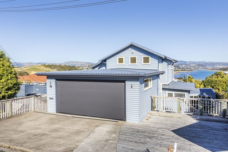 Photo of property in 14 Corlett Road, Plimmerton, Porirua, 5026