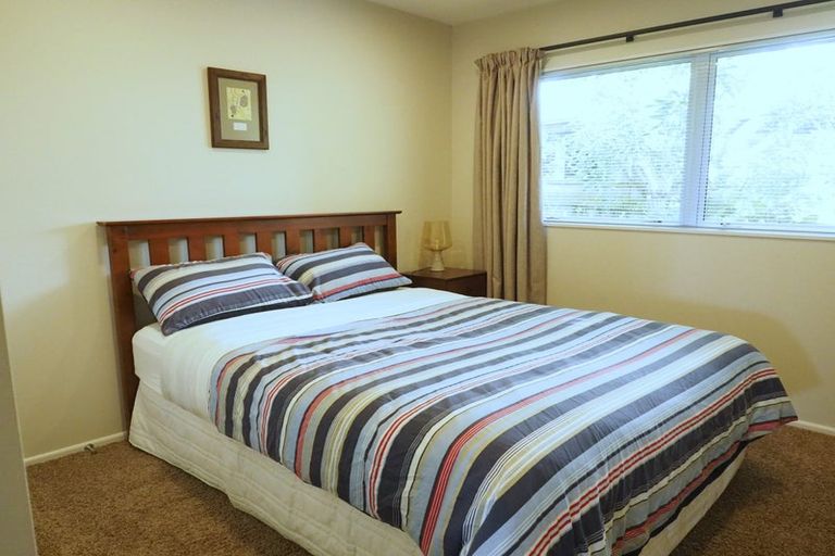 Photo of property in 8 Amner Place, Bluff Hill, Napier, 4110