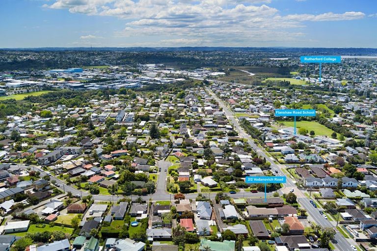 Photo of property in 2/2 Vodanovich Road, Te Atatu South, Auckland, 0610