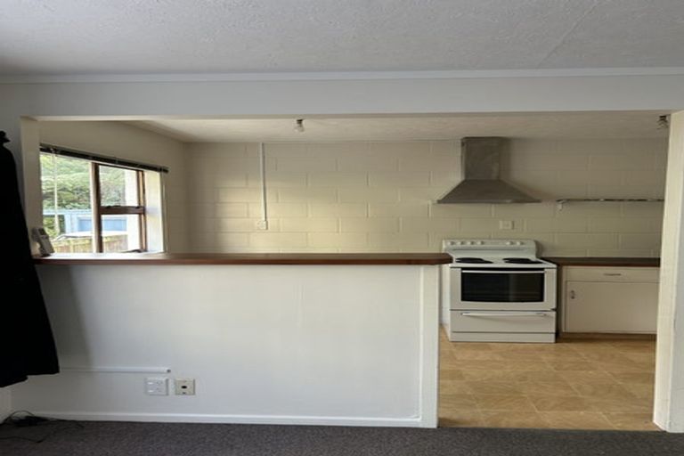 Photo of property in 8 Melrose Crescent, Melrose, Wellington, 6023