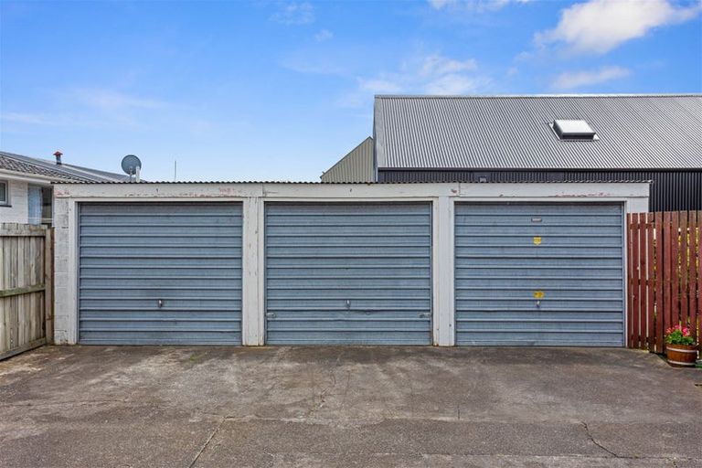 Photo of property in 2/537 Hereford Street, Linwood, Christchurch, 8011