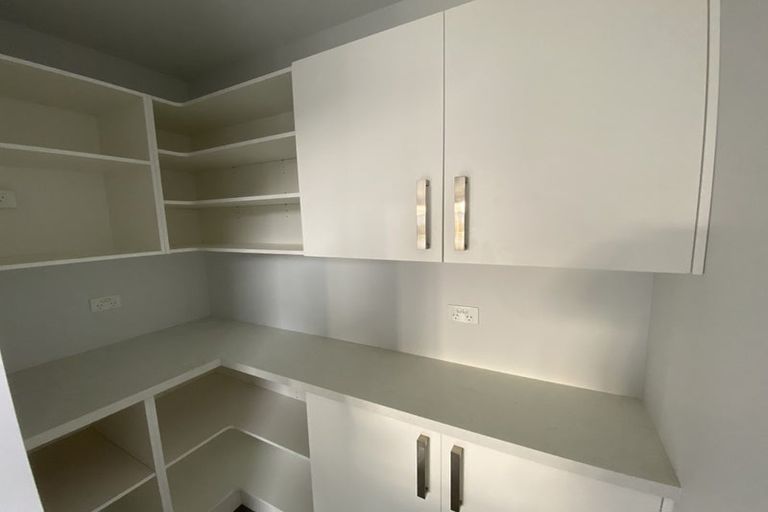 Photo of property in 12 Northmoor Boulevard, Rolleston, 7615