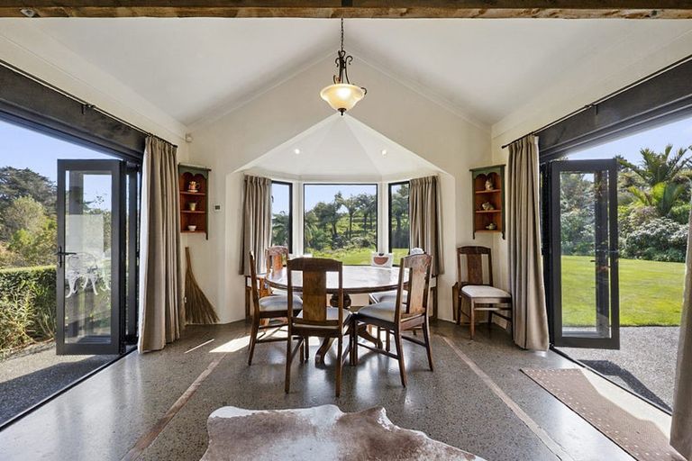 Photo of property in 475 Frankley Road, Hurworth, New Plymouth, 4371