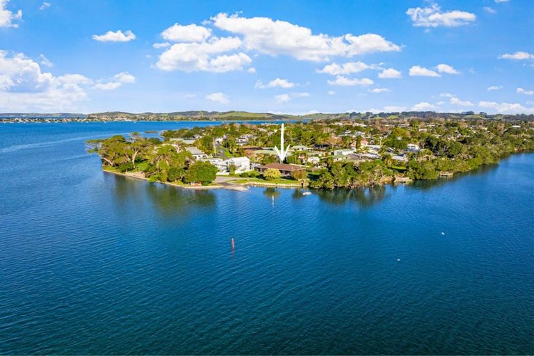 Photo of property in 2 Dunbar Road, Point Wells, Warkworth, 0986