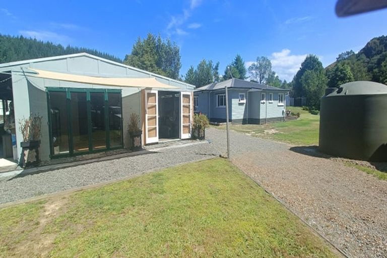 Photo of property in 320a Pikowai Road, Pikowai, Whakatane, 3194