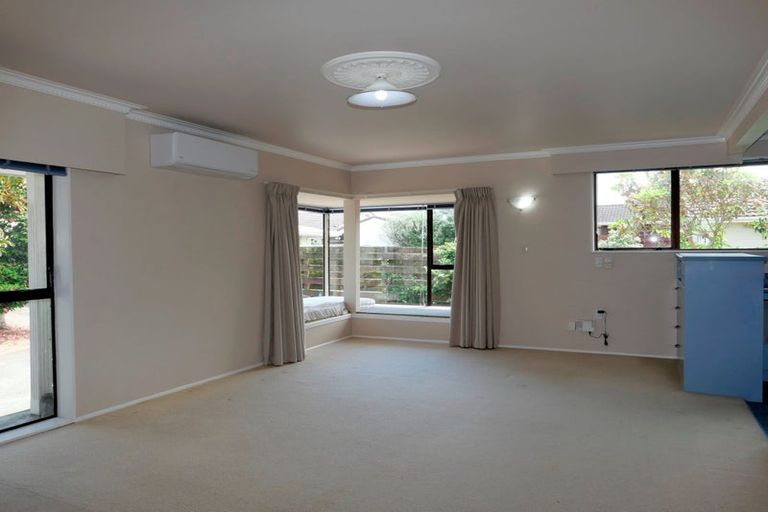 Photo of property in 104 Hillcrest Road, Raumati Beach, Paraparaumu, 5032