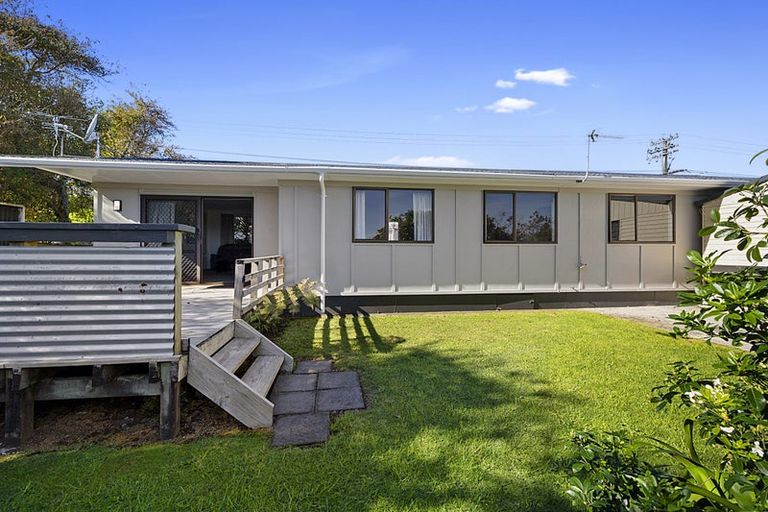 Photo of property in 194 Mangorei Road, Merrilands, New Plymouth, 4312