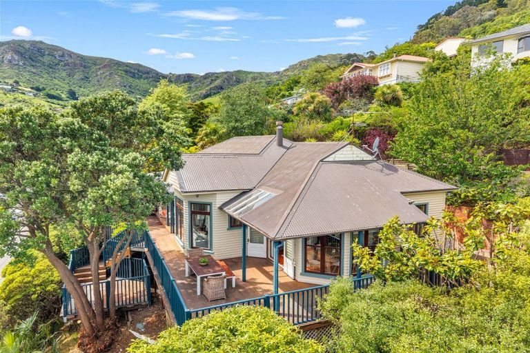 Photo of property in 40 Reserve Terrace, Lyttelton, 8082