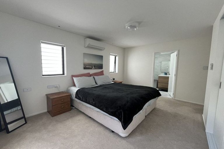 Photo of property in 60a Fitzwater Place, Henderson, Auckland, 0612