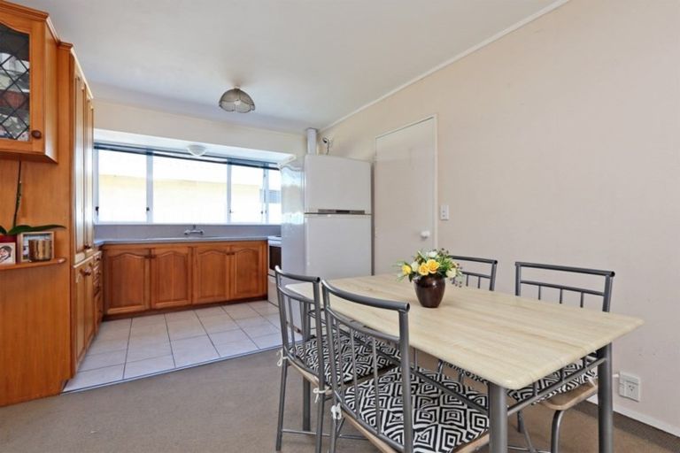 Photo of property in 3/432 Gloucester Street, Taradale, Napier, 4112