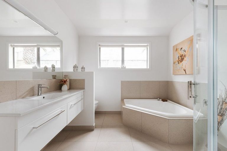 Photo of property in 15 Athelstan Way, Bethlehem, Tauranga, 3110