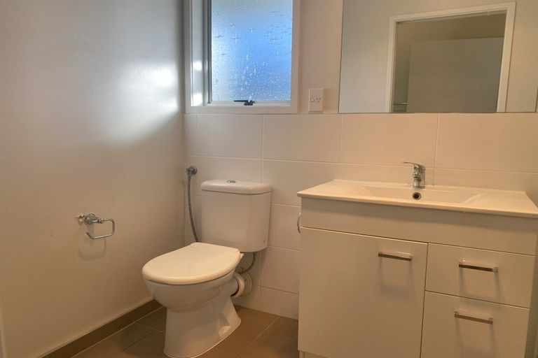 Photo of property in 43a Marellen Drive, Red Beach, 0932