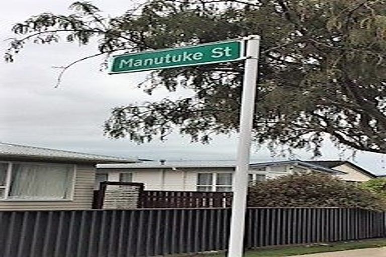 Photo of property in 18 Manutuke Street, Wainuiomata, Lower Hutt, 5014