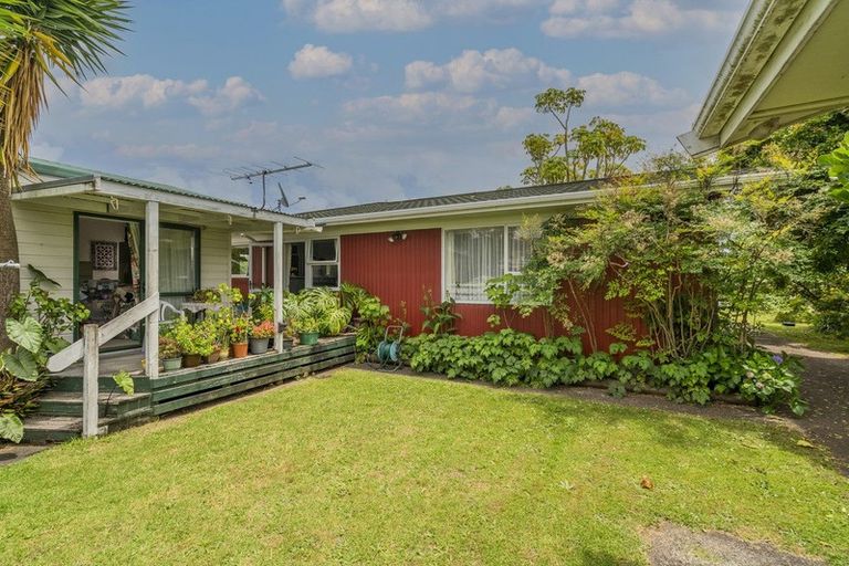 Photo of property in 14 Hamilton Crescent, Whitianga, 3510