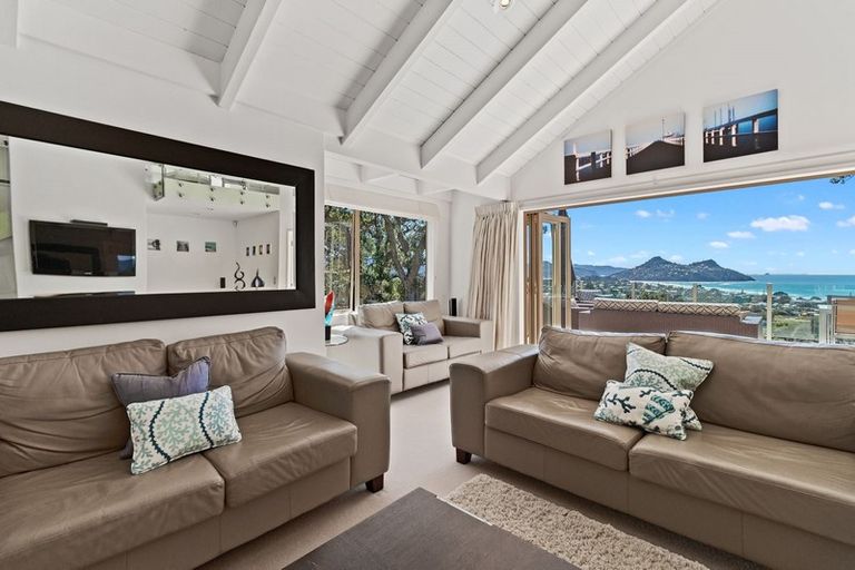 Photo of property in 51 Mount Avenue, Pauanui, Hikuai, 3579