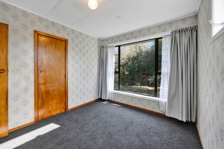 Photo of property in 16 Bridger Place, Eltham, 4322