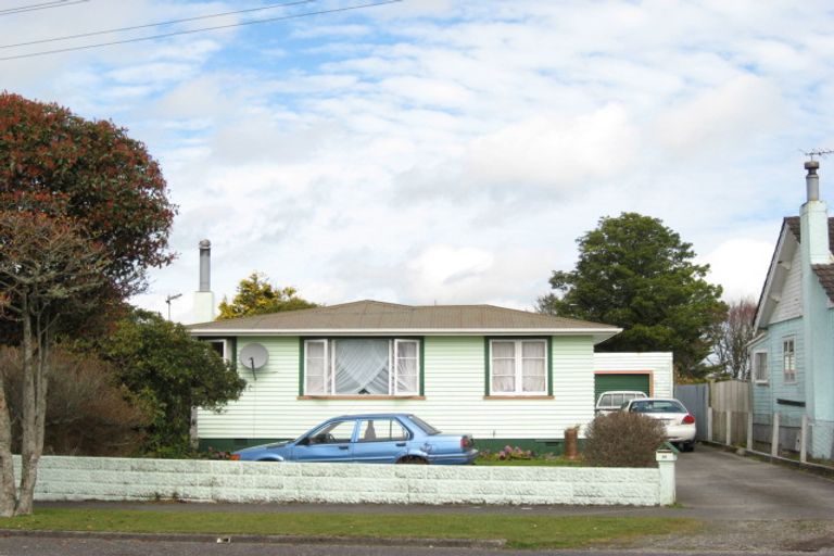 Photo of property in 23 Pembroke Road, Stratford, 4332