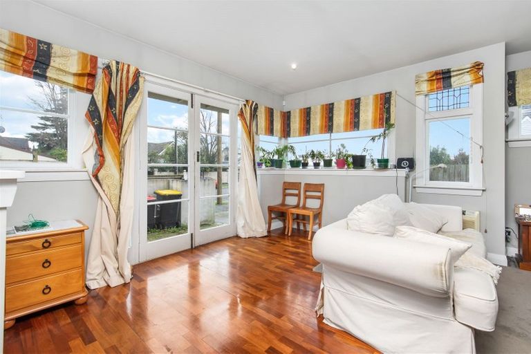 Photo of property in 28 Chapter Street, St Albans, Christchurch, 8052