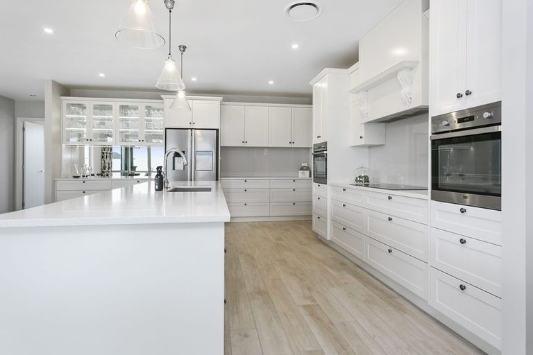 Photo of property in 129 Saint Kilda Road, Cambridge, 3434