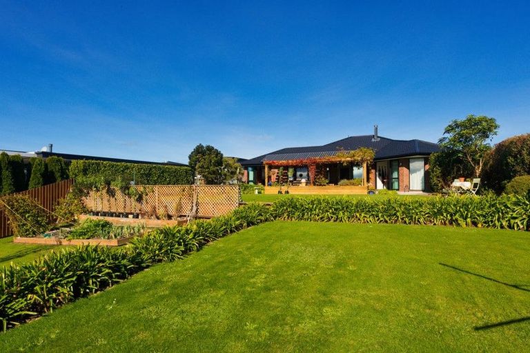 Photo of property in 17 Shearwater Drive, Kaikoura, 7300